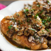 CHICKEN MARSALA